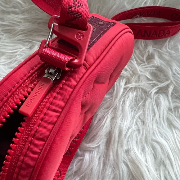 SOLD-Lululemon red crossbody bag small - Picture 3 of 5